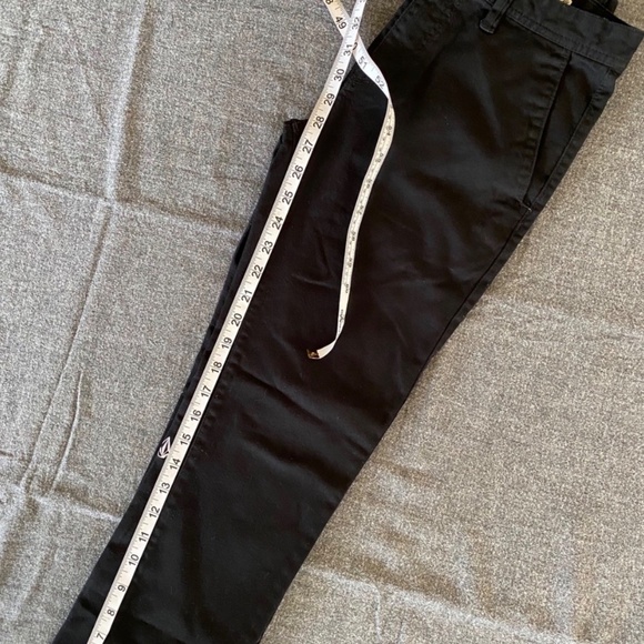 Volcom pants - Picture 2 of 4